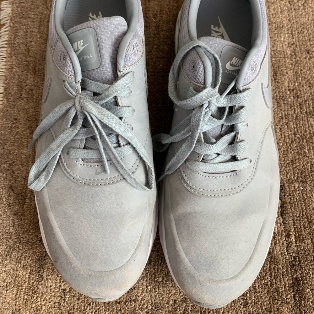 Nike air max Thea sz 9 in grey